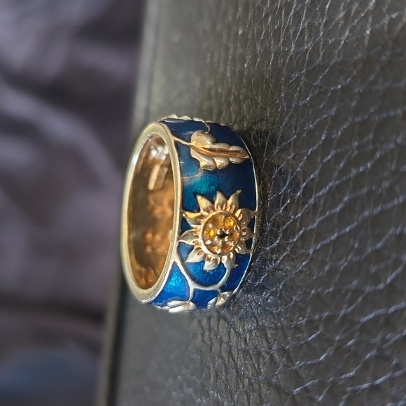 Jeweled Sunflower Black Diamond Made With Yellow Swarovski Crystals Ring Size 10 - Picture 2 of 4